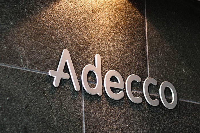 Adecco crée une école dédiée à l'alternance